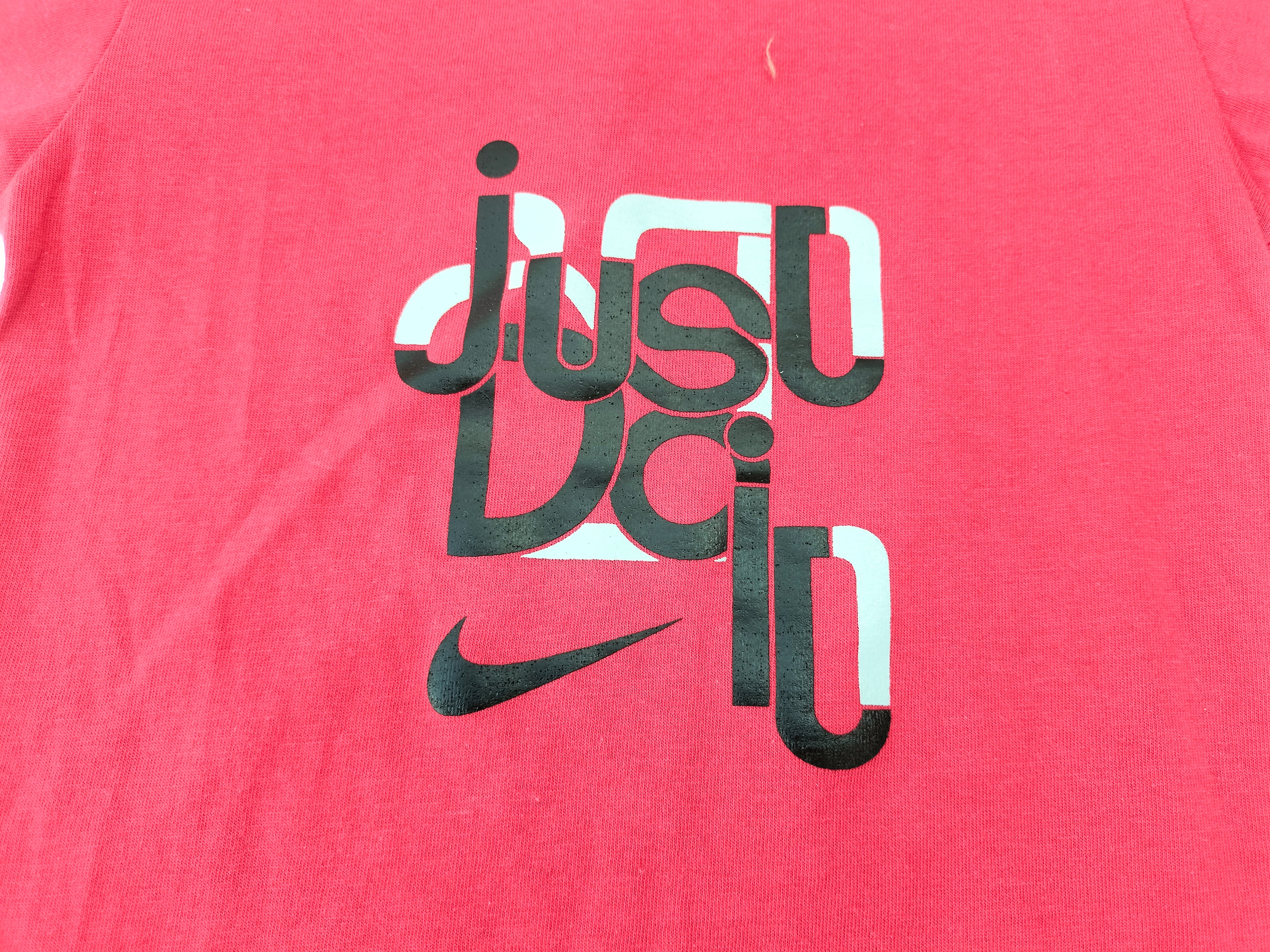 Bold Red Graphic Tee for Everyday Style