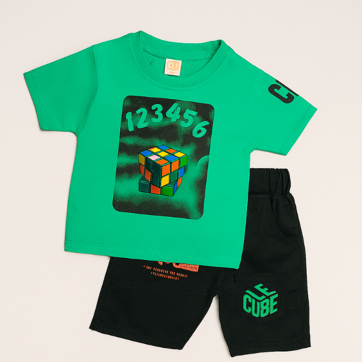 Kids 2-Piece Casual Set – Cube Print (T-Shirt & Shorts)